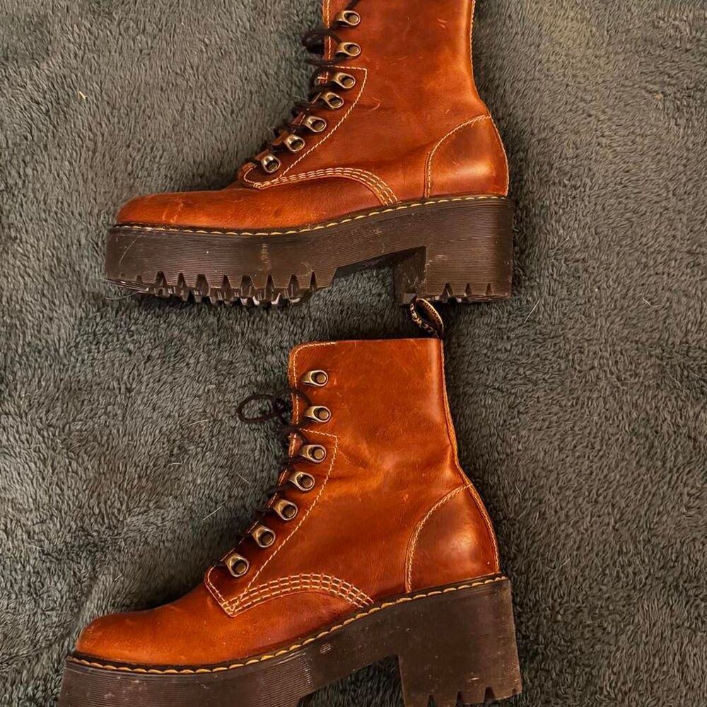 Dr-martens Women's Brown Boots